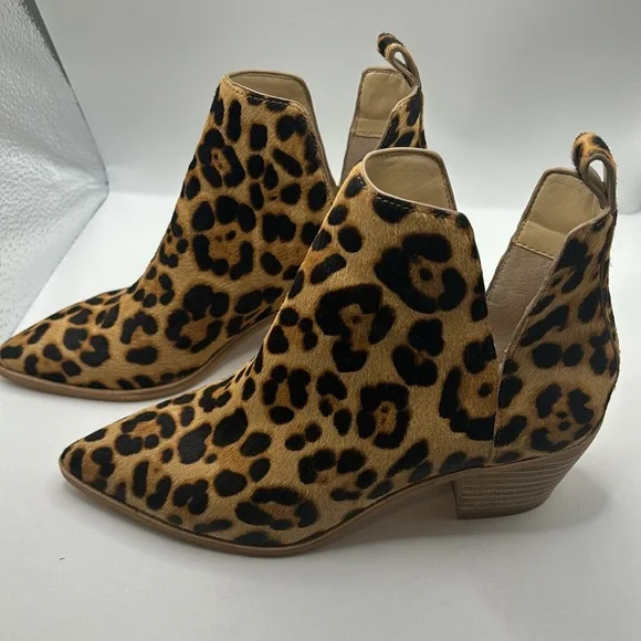 Sole Society leopard cow hair  ankle pull on boots pointy leopard print SZ 5.5 - Picture 2 of 16